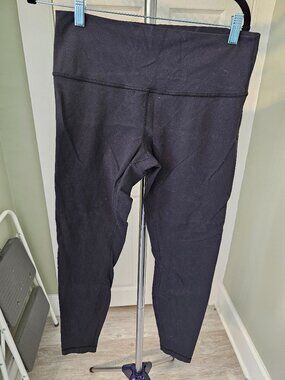 Lululemon Black leggings size 12, 25" inseam